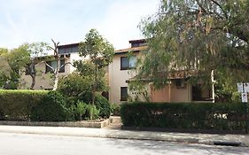 Kenata-Fairway Apartment Hotel